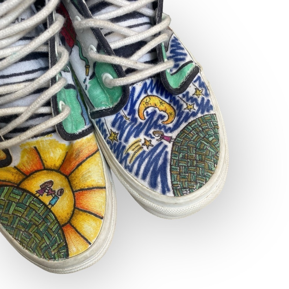 V4 Customized Vans - Picture 9 of 16